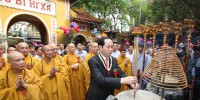 Chủ tịch nước Trần Đại Quang chúc mừng Lễ Phật đản PL 2560 – DL 2016 tại chùa Quán Sứ