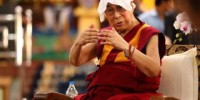 Đức Đạt Lai Lạt Ma bật mí “vũ khí” để cải thiện cuộc sống